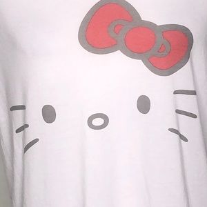Brand NEW Hello Kitty tea shirt! 😊